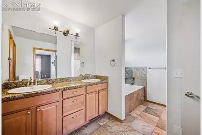 2541 Hot Springs Court, Colorado Springs, CO 80919 - Photo 20