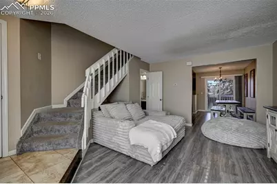 524 Shady Crest Circle, Colorado Springs, CO 80916 - Photo 6