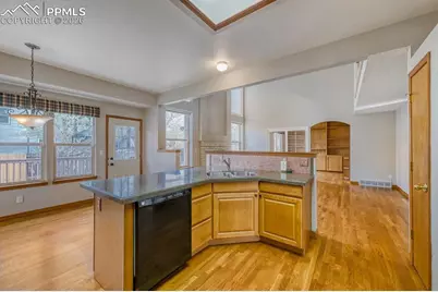 7215 Native Circle, Colorado Springs, CO 80919 - Photo 6