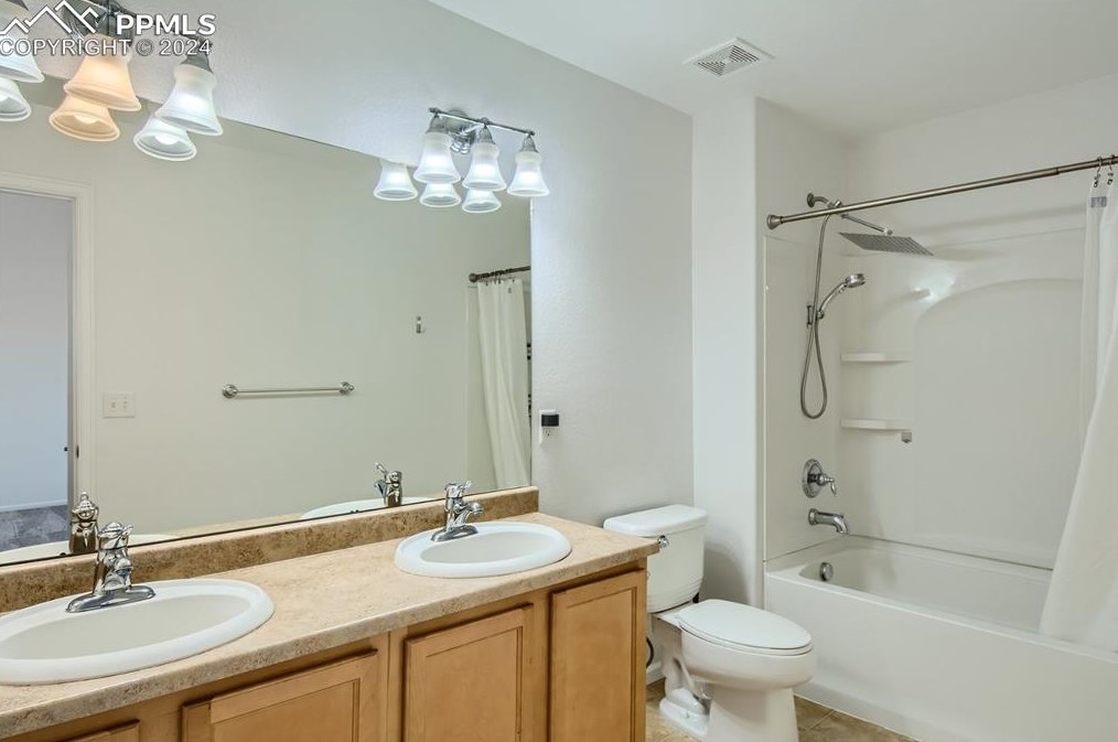 7315 Sandy Spg Pt, Fountain CO 80817-4072 exterior