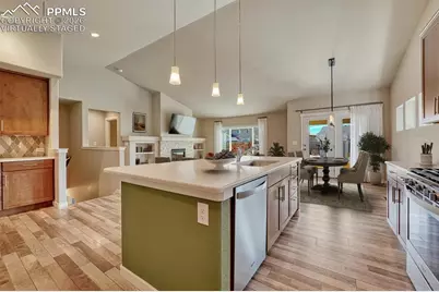 6047 Brennan Avenue, Colorado Springs, CO 80923 - Photo 8