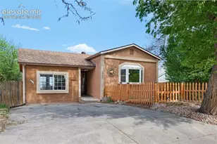 1027 Arch St, Colorado Springs, CO 80904 - Photo 1