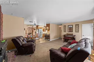 61 Radcliff Ln, Pueblo, CO 81005 - Photo 6