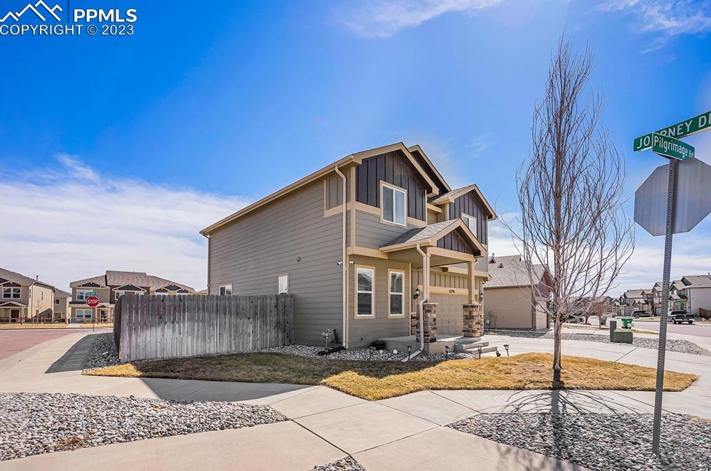 6298 Pilgrimage Rd, Colorado Springs, CO 80925-1381