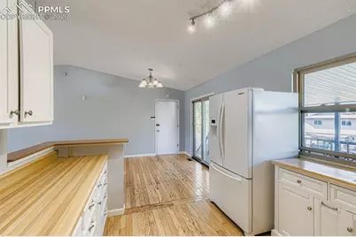 6040 Eagles Nest Court, Colorado Springs, CO 80918 - Photo 12
