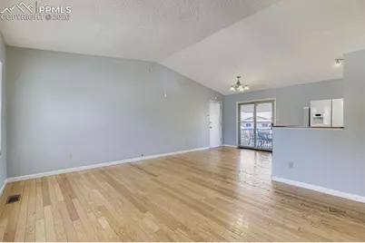 6040 Eagles Nest Court, Colorado Springs, CO 80918 - Photo 4