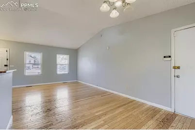 6040 Eagles Nest Court, Colorado Springs, CO 80918 - Photo 8