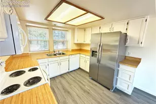 7340 Contrails Dr, Colorado Springs, CO 80920 - Photo 6