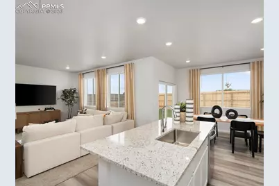 6683 Roundtail Way, Colorado Springs, CO 80925 - Photo 10