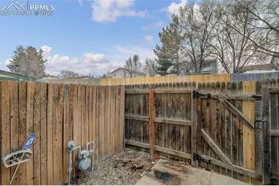 40 Murray Heights Drive, Colorado Springs, CO 80916 - Photo 20