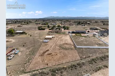 675 E McClave Drive, Pueblo, CO 81007 - Photo 32