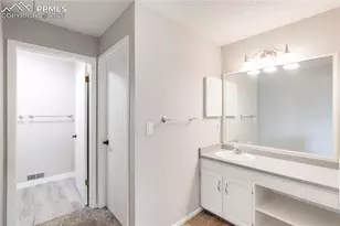 205 Tamarron Dr, Colorado Springs, CO 80919 - Photo 22
