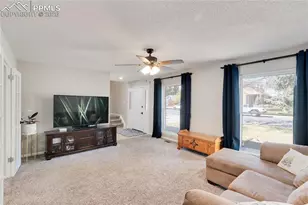 205 Tamarron Dr, Colorado Springs, CO 80919 - Photo 8
