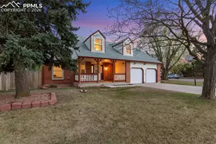 205 Tamarron Dr, Colorado Springs, CO 80919 - Photo 2