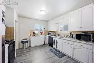 14720 Camp Robber Ct, Colorado Springs, CO 80908 - Photo 8