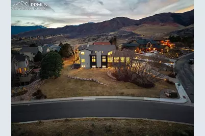 1915 Hunters Point Lane, Colorado Springs, CO 80919 - Photo 2