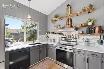 6945 Meadowwood Place, Colorado Springs, CO 80918 - Photo 8
