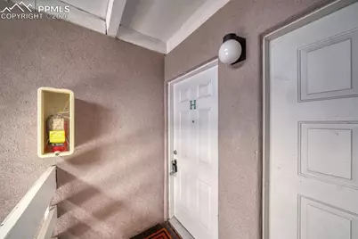 3425 Rebecca Lane #H, Colorado Springs, CO 80917 - Photo 4