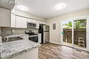 1870 Zebulon Dr, Colorado Springs, CO 80910 - Photo 8