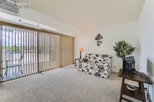 411 Lakewood Cir, Colorado Springs, CO 80910 - Photo 8