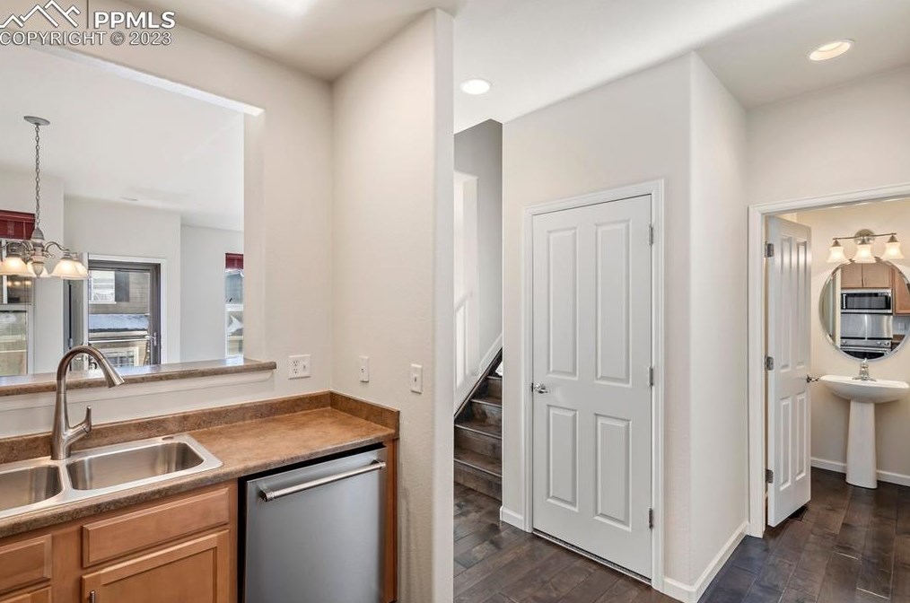 726 Vis Verde Hts, Woodmoor CO 80132-8645 exterior