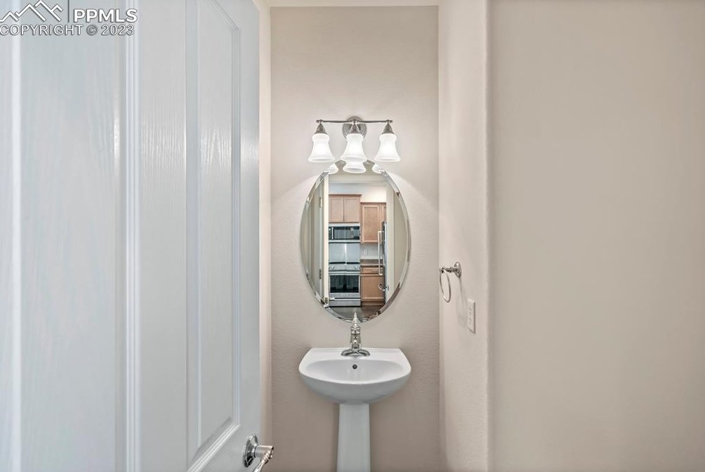 726 Vis Verde Hts, Woodmoor CO 80132-8645 exterior