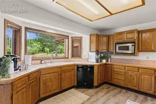 380 Scrub Oak Cir, Monument, CO 80132 - Photo 14