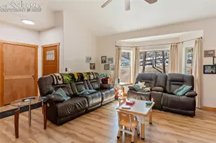 935 Bennett Dr, Cripple Creek, CO 80813 - Photo 4