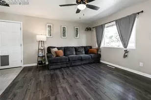 1703 Harrow Rd, Colorado Springs, CO 80906 - Photo 10