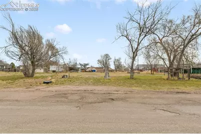 13585 Manitou Street, Peyton, CO 80831 - Photo 2