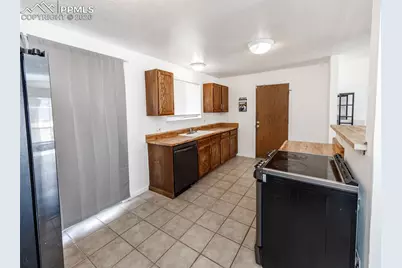 3084 Maverick Drive, Colorado Springs, CO 80918 - Photo 8