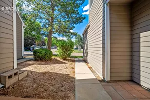 2046 Palm Dr, Colorado Springs, CO 80918 - Photo 4