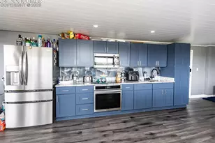 411 Lakewood Cir, Colorado Springs, CO 80910 - Photo 10