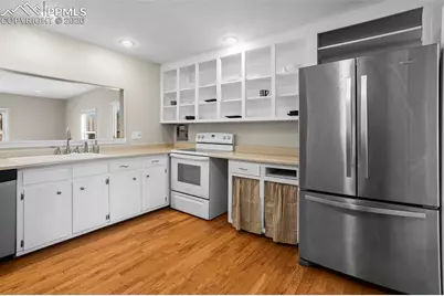 2415 Yorktown Road, Colorado Springs, CO 80907 - Photo 8