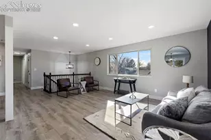 1709 Russell Cir, Colorado Springs, CO 80915 - Photo 6