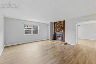 6987 Gayle Lyn Ln, Colorado Springs, CO 80919 - Photo 8