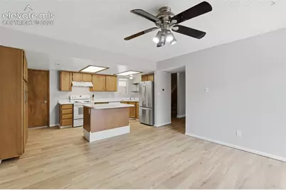 6987 Gayle Lyn Lane, Colorado Springs, CO 80919 - Photo 12