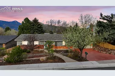 1114 Pioneer Lane, Colorado Springs, CO 80904 - Photo 2