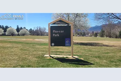 1114 Pioneer Lane, Colorado Springs, CO 80904 - Photo 32