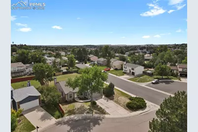 794 Crosstrail Drive, Colorado Springs, CO 80906 - Photo 10