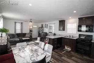 218 W Thurlow Ave, Cripple Creek, CO 80813 - Photo 8