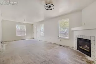2711 E Monument St, Colorado Springs, CO 80909 - Photo 6