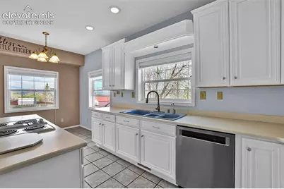 6674 Chantilly Place, Colorado Springs, CO 80922 - Photo 12