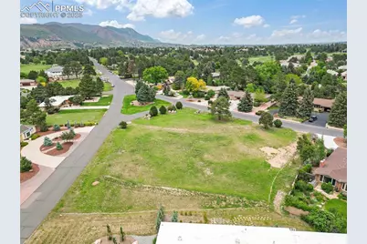 3161 Sunnybrook Lane, Colorado Springs, CO 80904 - Photo 4