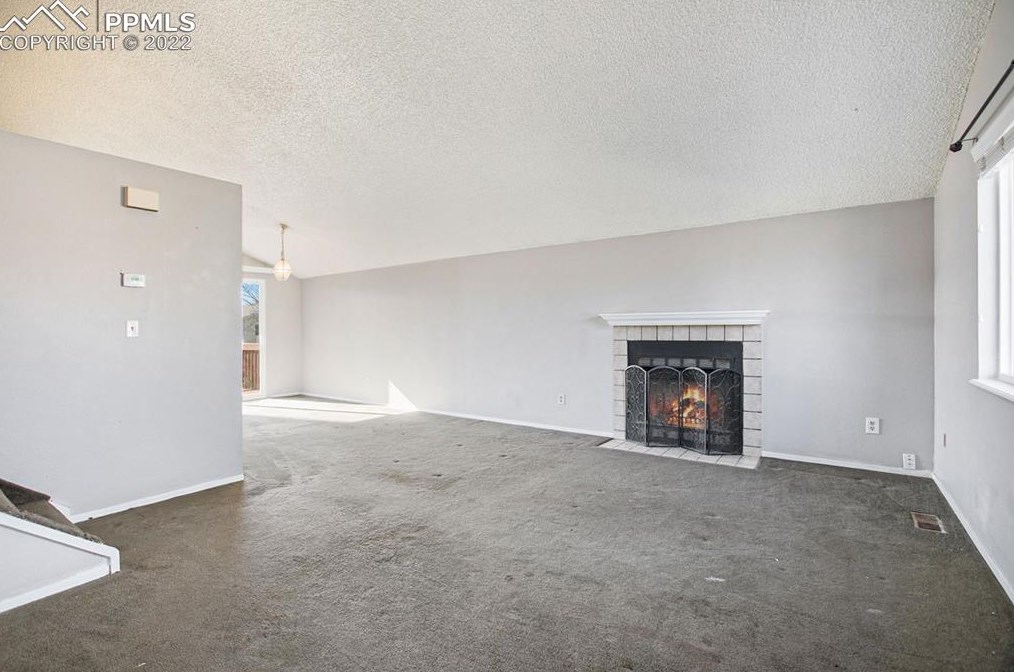 1016 Bromefield Dr, Fountain, CO 80817-4106