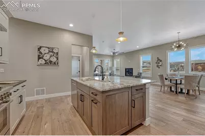 10090 Manhattan Drive, Colorado Springs, CO 80924 - Photo 10