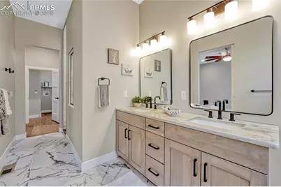 10090 Manhattan Drive, Colorado Springs, CO 80924 - Photo 20