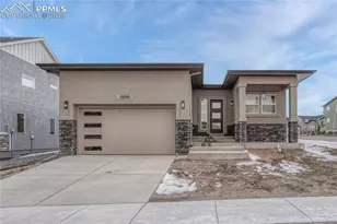 10090 Manhattan Dr, Colorado Springs, CO 80924 - Photo 2