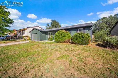 2655 E Prescott Circle, Colorado Springs, CO 80916 - Photo 2