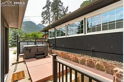 210 Mesa Avenue, Manitou Springs, CO 80829 - Photo 36